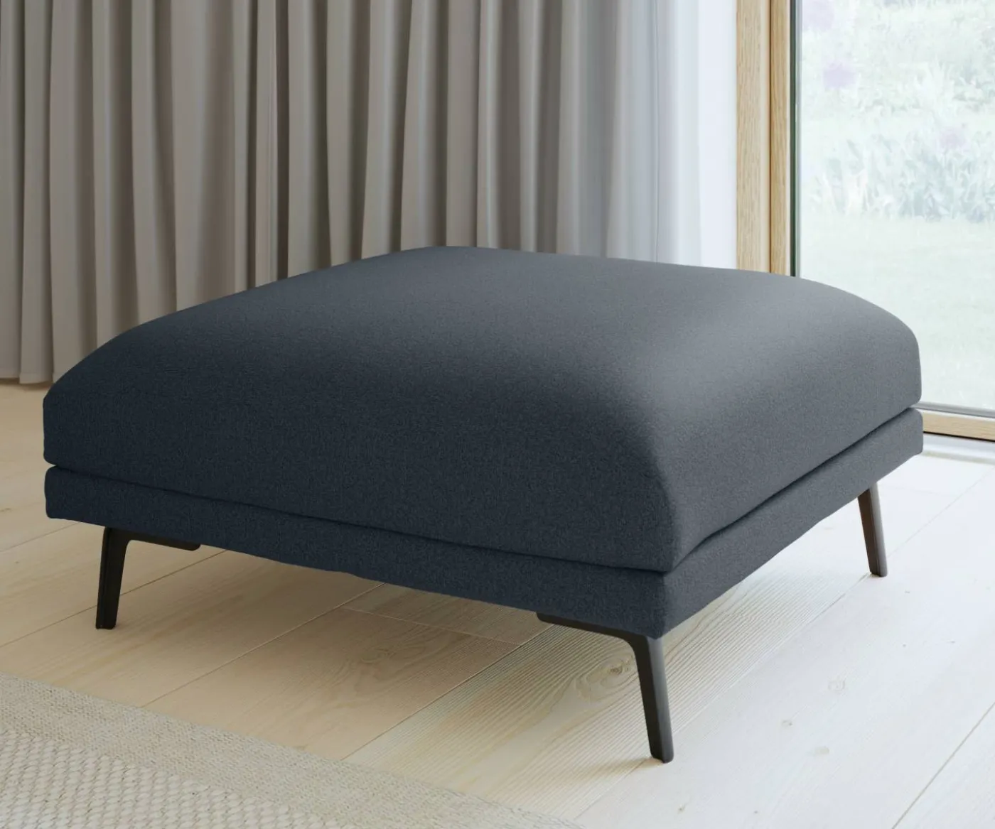 Hallsberg Soffpuff 93 x 46,5 x 93 cm