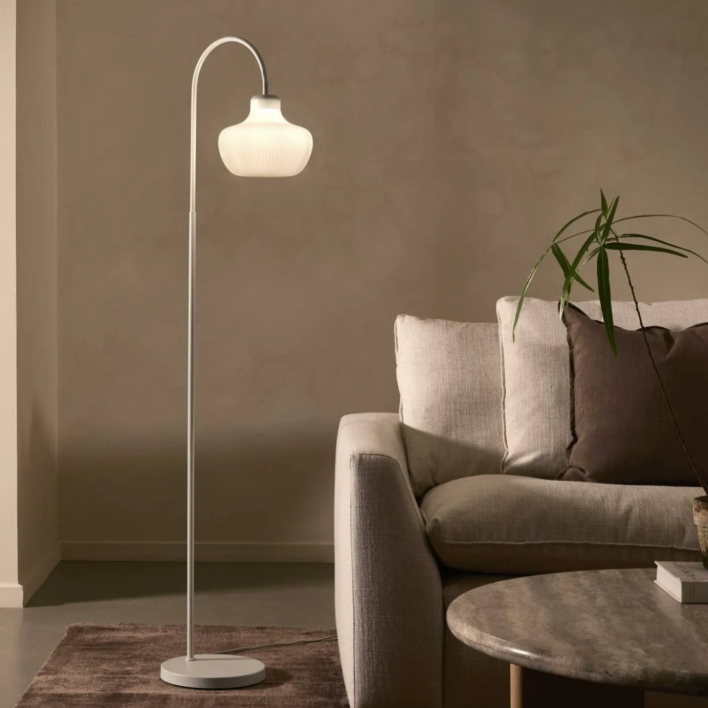 Lysaro Golvlampa 25 x 154 x 38,5 cm