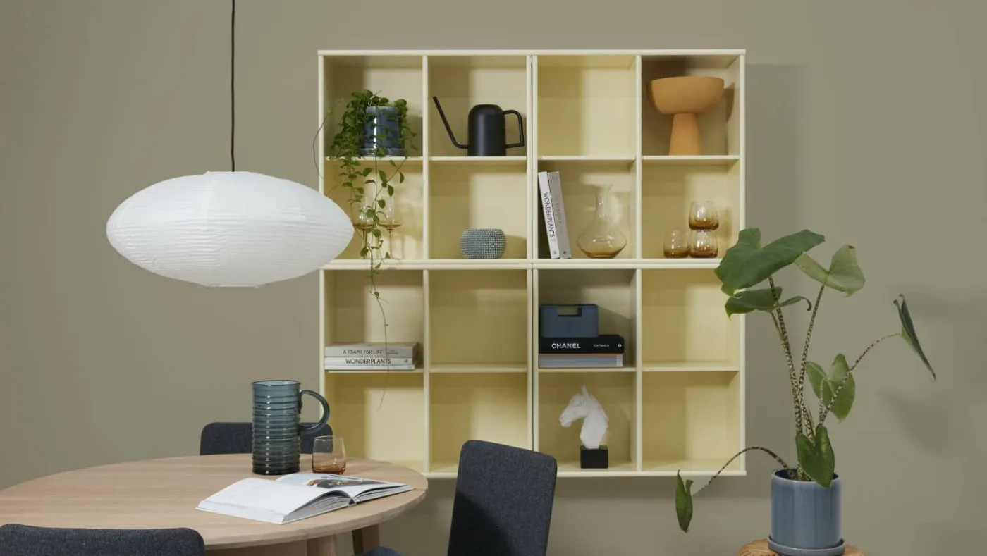 Mistral classic Bokhylla med 4 gula moduler med 4 fack vardera