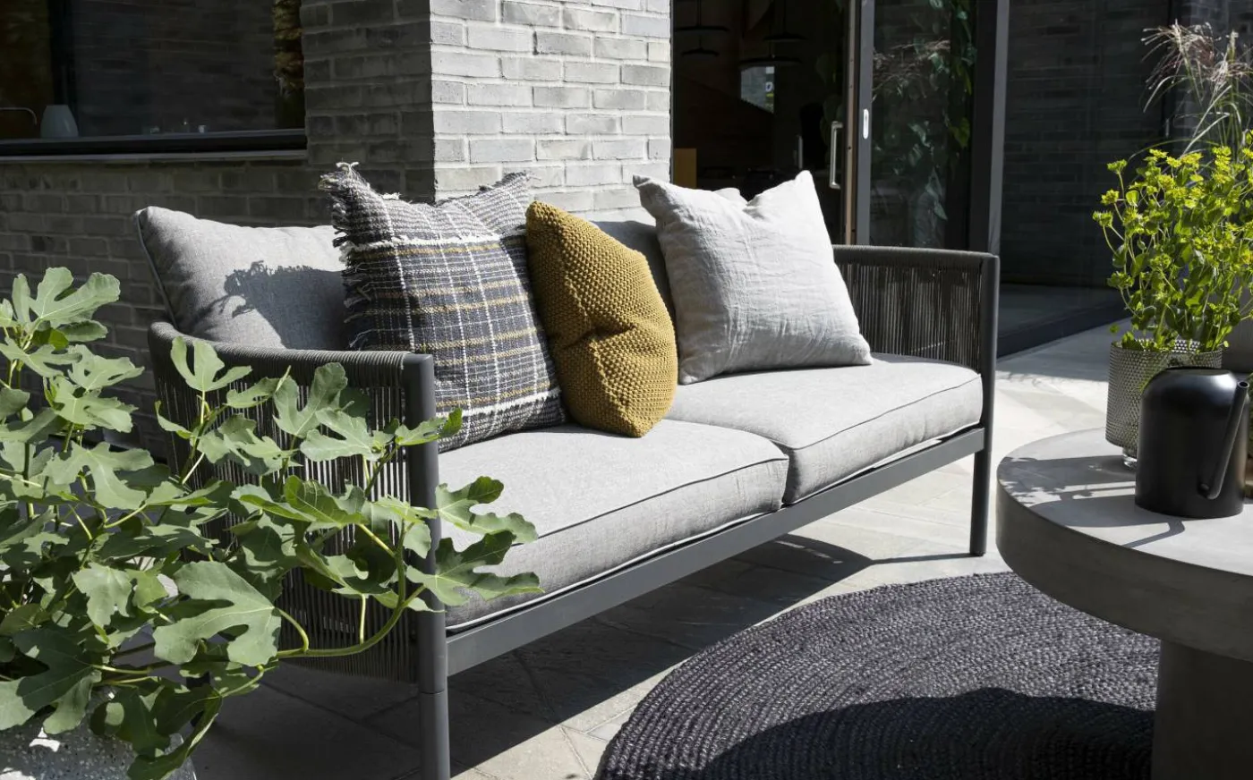 Nerissa Loungeset med trädgårdsmöbler