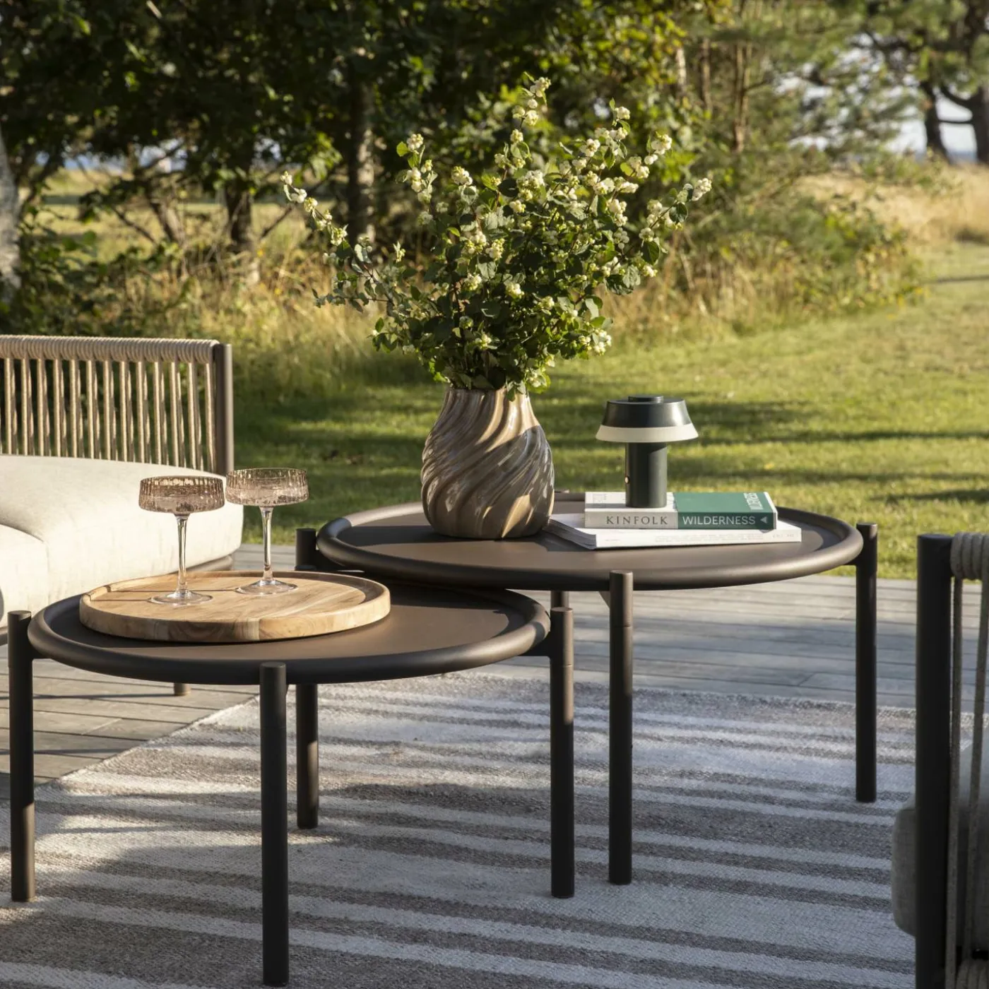 Oblic Loungebord 80 x 80 x 42 cm