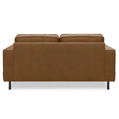 Scott 2 sits Soffa