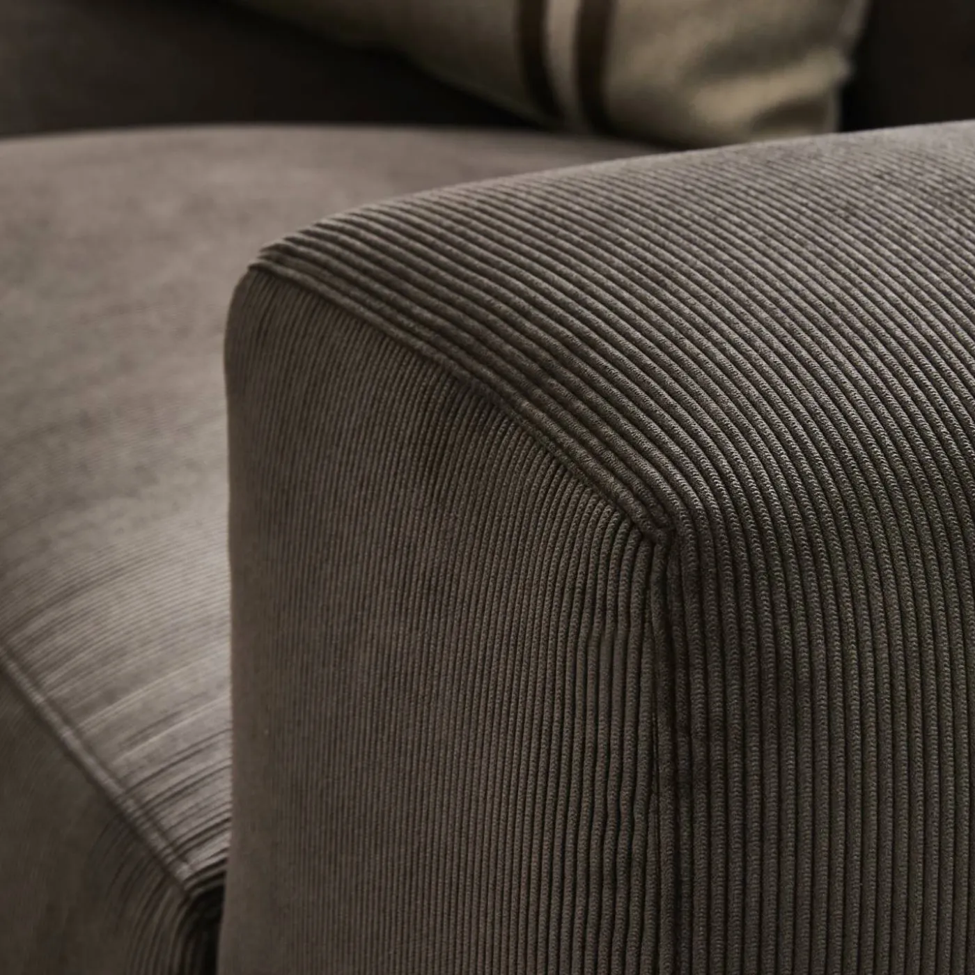 Siena vänstervänd soffa med schäslong